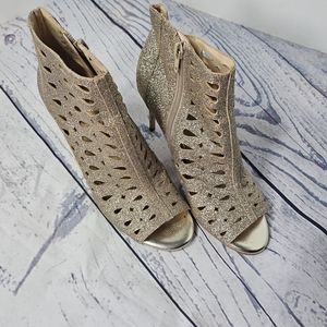 Nine West Women's Rilynno Gold Cutout Peep Toe High Heels Size 8.5